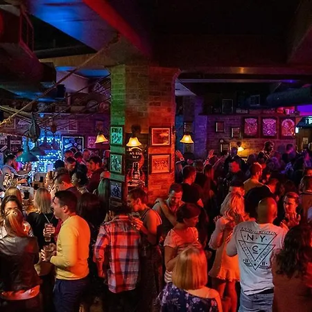 St Julian's Paceville アパート