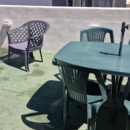 St Julian's Paceville アパート