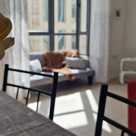 St Julian's Paceville アパート