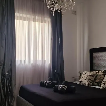 St Julian's Paceville Lejlighed *